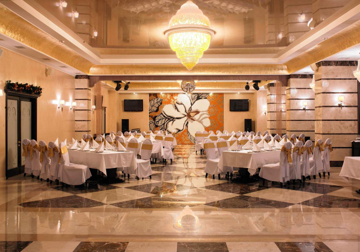 Food & Drinks 5, Ukraina Hotel, Shevchenkivs'kyi