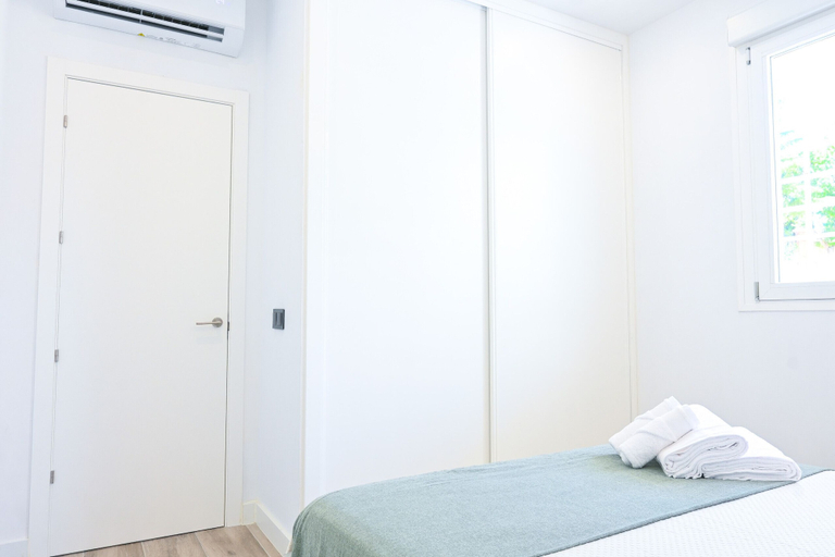 Room 2, M Boy50b Bonito Apartamento de dos Dormitorios e, Madrid