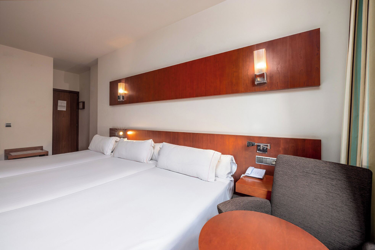 Bedroom 3, Senator Huelva Hotel, Huelva