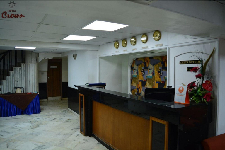 Public Area 3, Hotel Crown, Ahmadabad