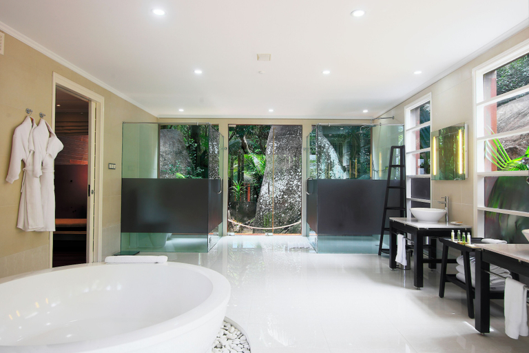 Bathroom 4, Niva Labriz Seychelles