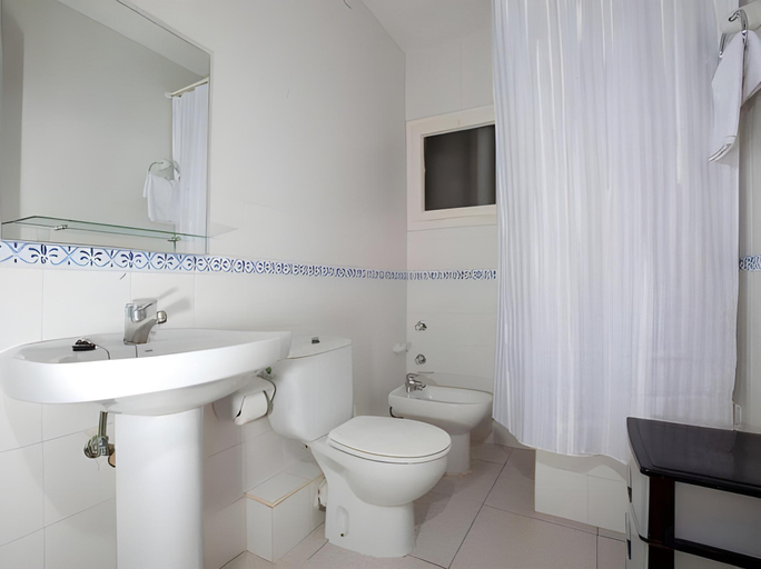 Bathroom 4, Apartamentos Sunway Amapola, Barcelona