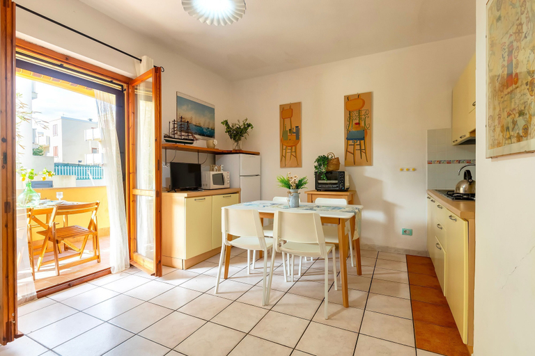 Room 5, Sardinia Re - Lido 125, Sassari