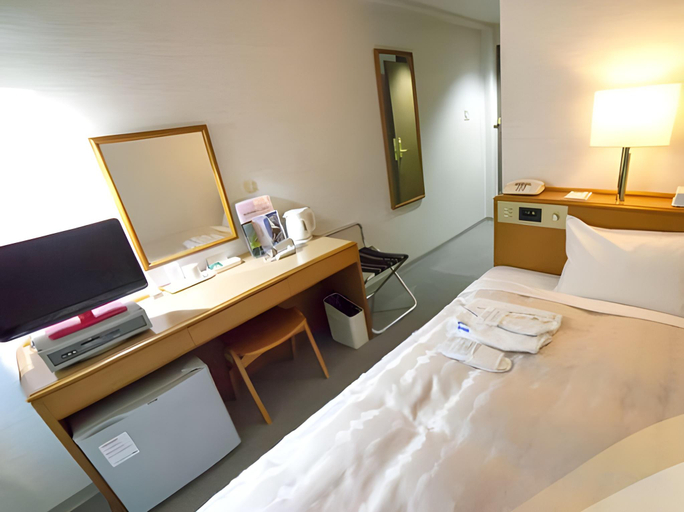 Others 3, Hotel New Saitama, Saitama