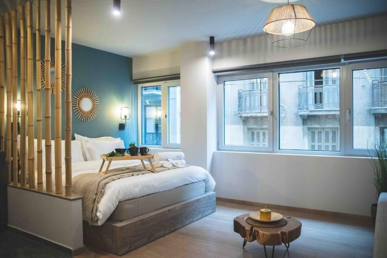Bedroom 4, Rooster Suites, Attica