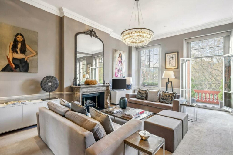 Others 5, Knightsbridge Flat 3 Bed, London
