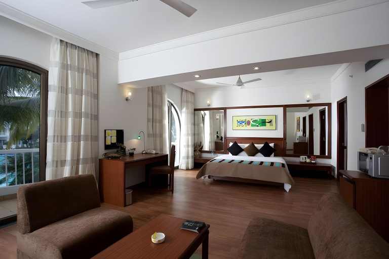 Bedroom 2, Lemon Tree Hotel Ahmedabad, Ahmadabad