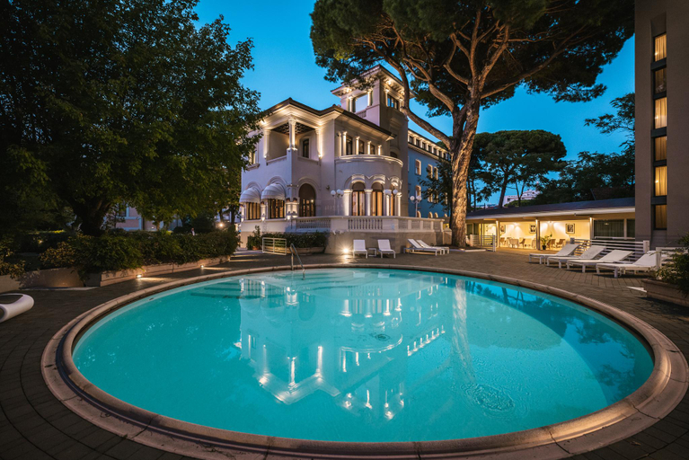 Sport & Beauty 2, De la Ville, Rimini