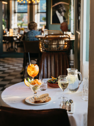 Food & Drinks 5, The Royal Hotel, Devon