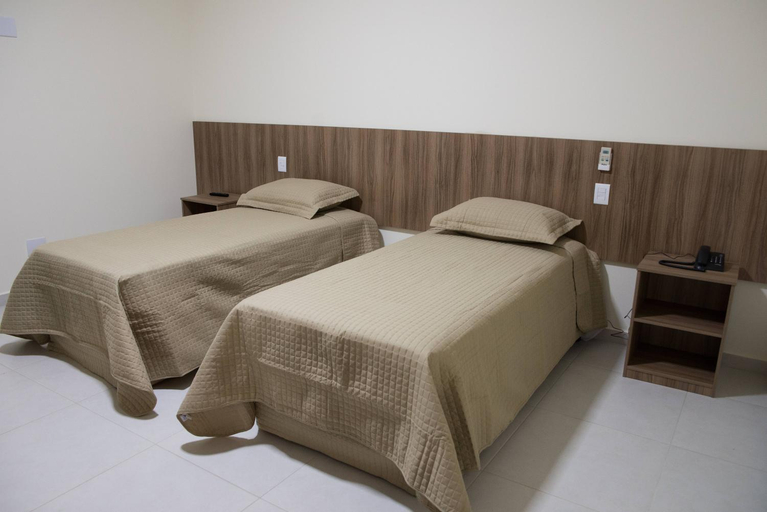 Bedroom 4, Hotel Vila Verde, Penápolis