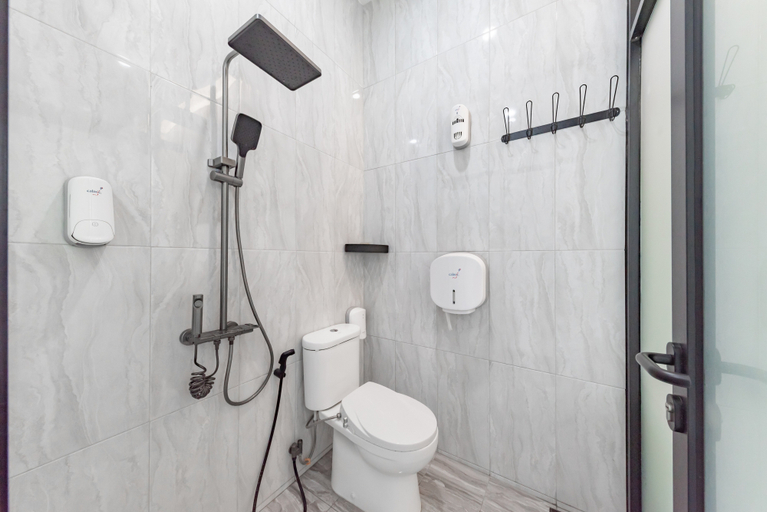 Bathroom 3