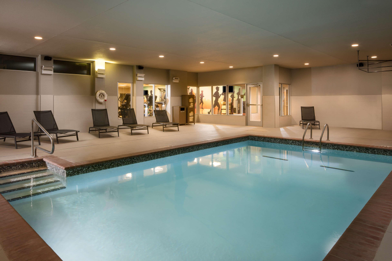 Sport & Beauty 2, Hyatt Place Oklahoma City Bricktown, Oklahoma