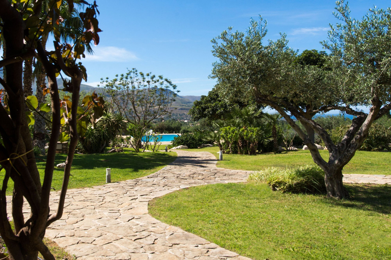 Room 3, L Ulivo Blu - Two-bed 3 With Mountain View - Loc, Trapani