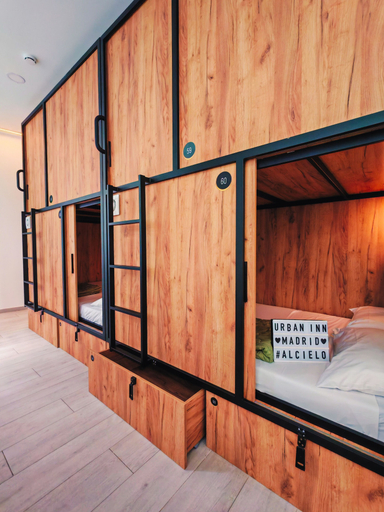 Bedroom 4, Capsule Inn Madrid, Madrid