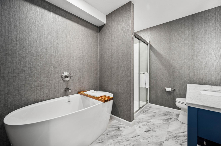 Bathroom 4, Alexandra Inn, Grand Traverse