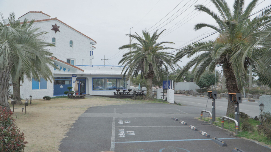Others 5, Sweet Stay, Seogwipo