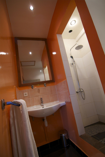 Bathroom, Savanna Cafe, Analamanga