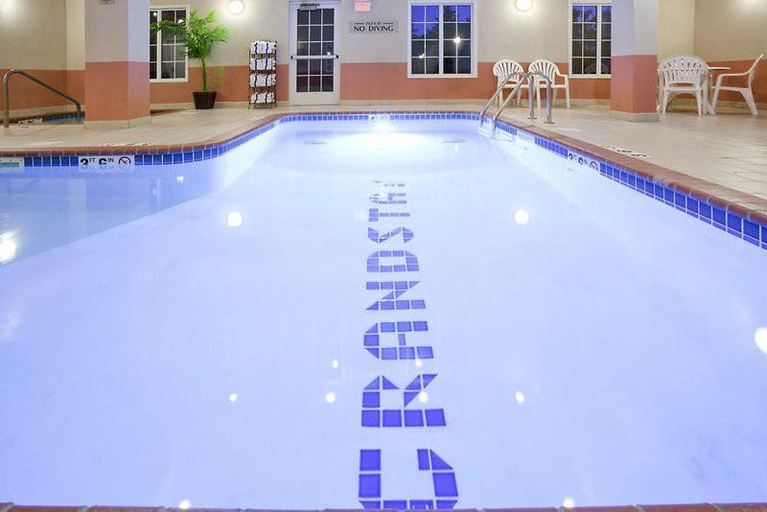 Sport & Beauty, River Hills Hotel- Mankato, Blue Earth