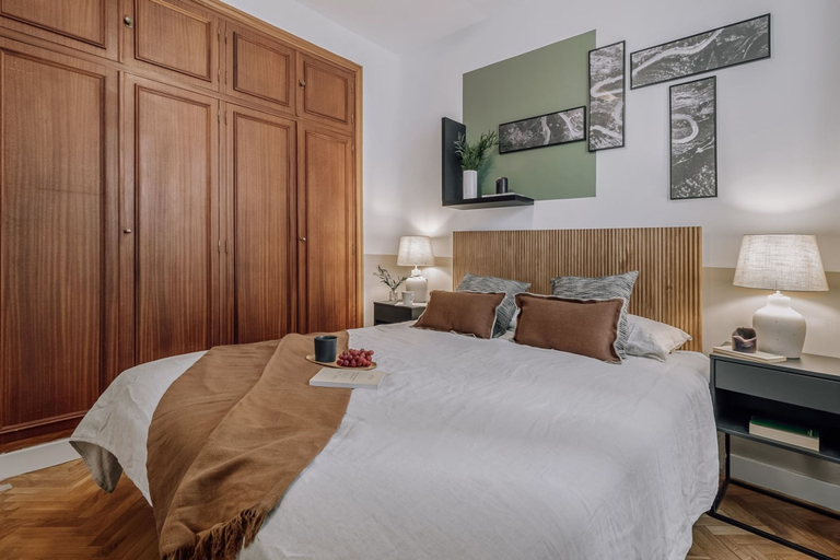 Room 4, Arce - 3 Bedrooms in Salamanca, Madrid