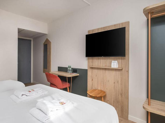 Bedroom 3, The Originals City, Hotel Des Volcans, Puy-de-Dôme
