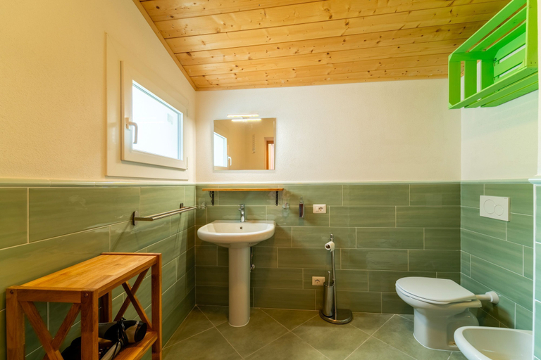 Bathroom, Casa Matilde by Wonderful Italy, Como