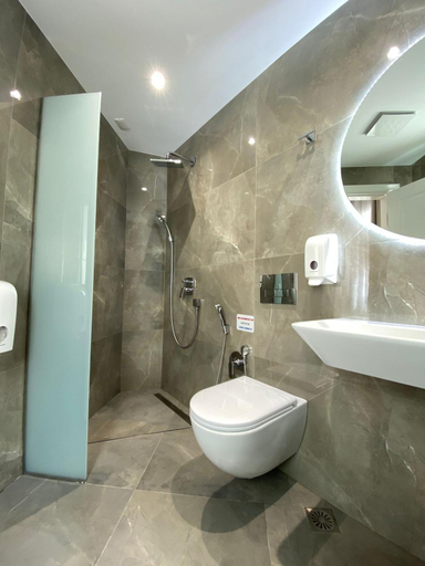 Bathroom 3, Ami Mar Hotel, Sarandës