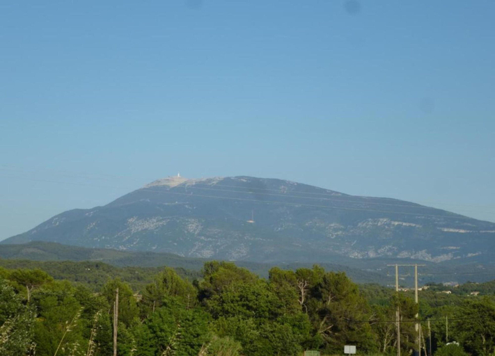 View from property 2, Superb Yurt of Mongolian Tradition in Provence, Vaucluse