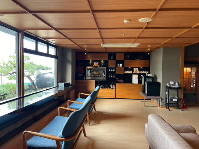 Public Area 3, Accommodation for people over 18 years old Sumie Chita, Minamichita