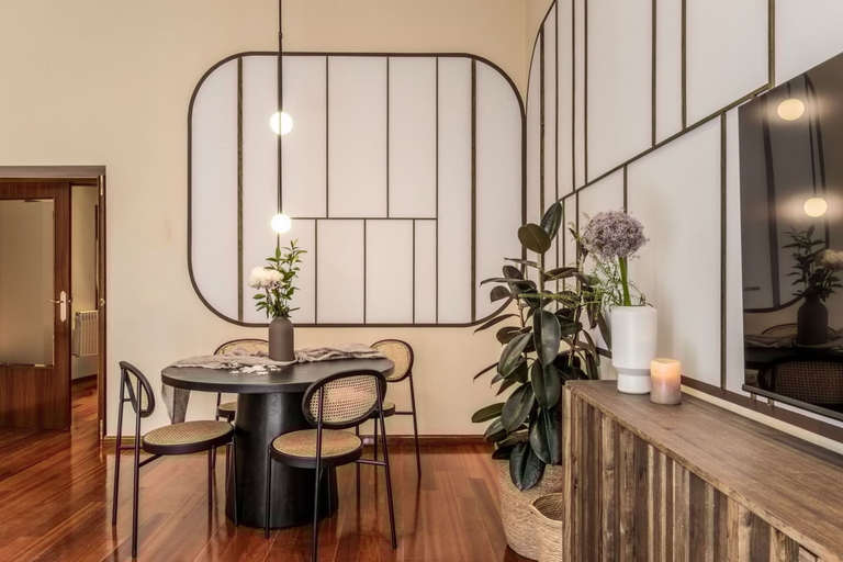 Room 5, Uzer - 2 Bedrooms in Recoletos, Madrid