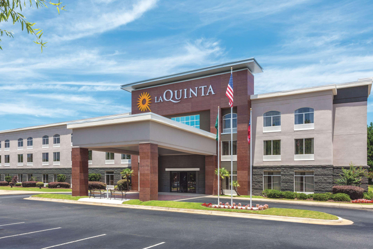 Exterior & Views 2, La Quinta Inn Suites By Wyndham Columbus North, Muscogee