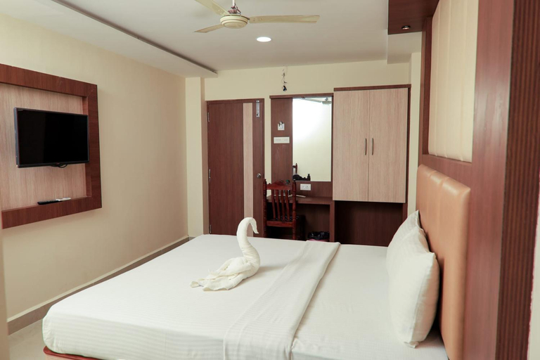 Others 2, Aiswarya Kings Inn, Ramanathapuram
