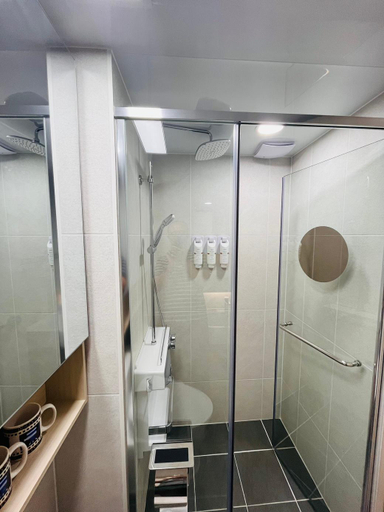 Bathroom, SurfingStay#Freesurfboard#Hammock#ocean View 19th, Yangyang