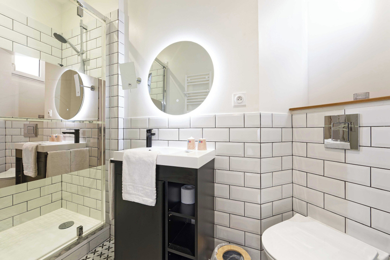 Bathroom 4, Hôtel le Terminus et son restaurant Côte à Côte, Saône-et-Loire