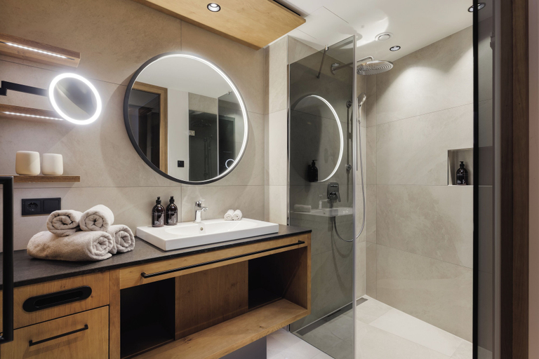 Bathroom 4, PACHMAIR 1453 apart resort, Schwaz