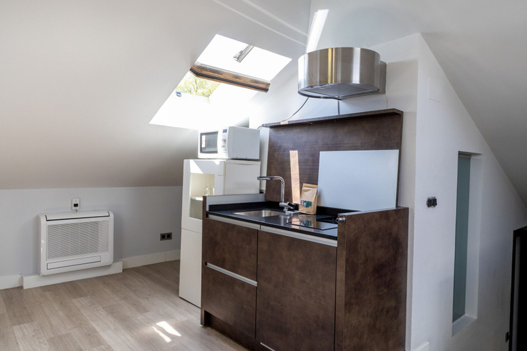 Room 5, Tico en Madrid - Ideal Para Parejas, Madrid