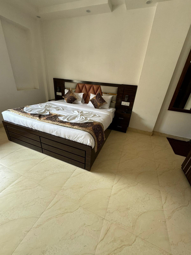 Bedroom 3, Velora Inn, Varanasi