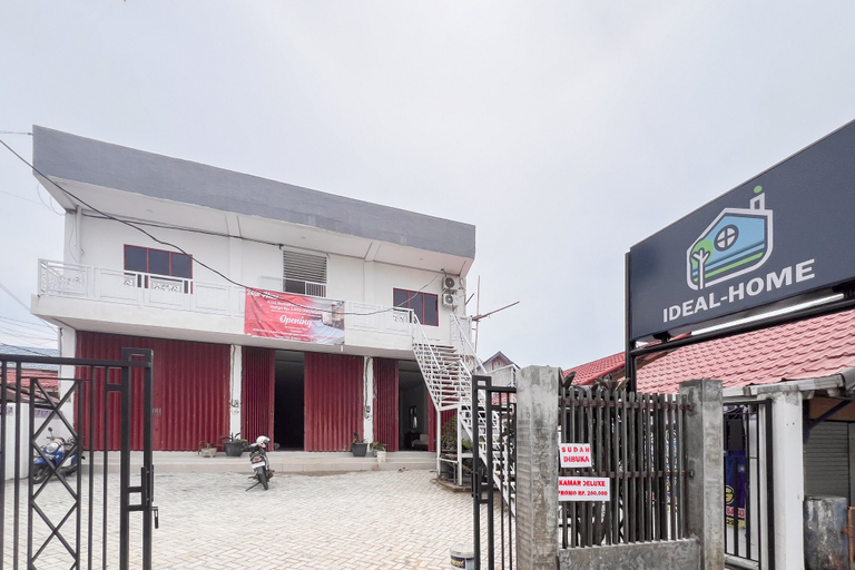 Exterior & Views 2, RedDoorz @ Ideal Home Banjarmasin, Banjarmasin