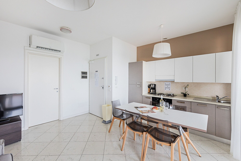Room 3, Residenza Miralago - 21 Gaia - LOC BK, Brescia