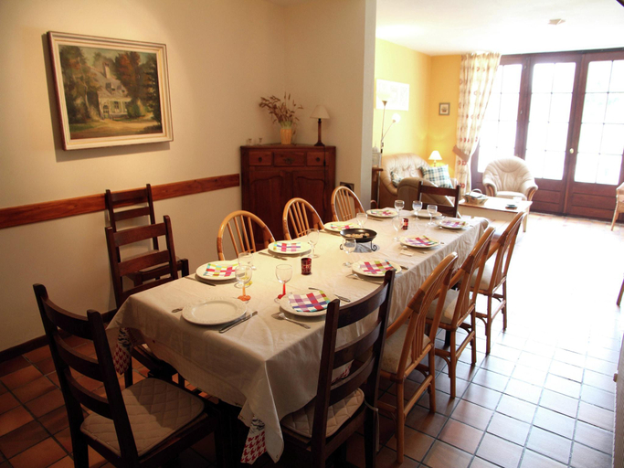 Others 4, Elegant Castle Stay, Havelange, Namur