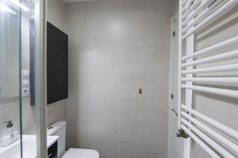 Room 5, M Mpi27614 Escapada Perfecta en Madrid Piso de, Madrid