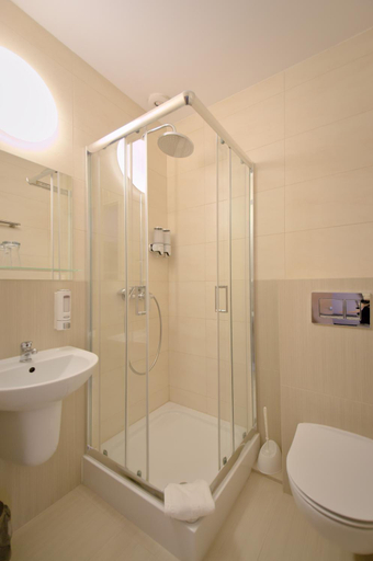 Bathroom 3, Hotel Sezam, Tarnów