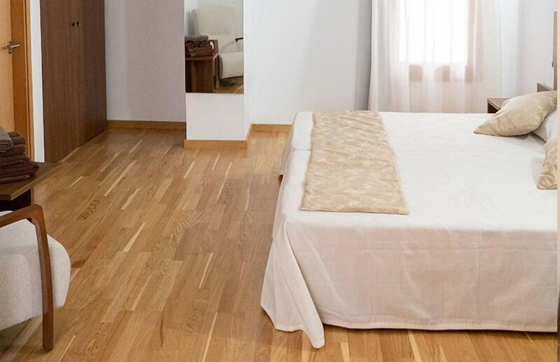 Bedroom 2, Hotel Palacio Baron de Andilla, Teruel