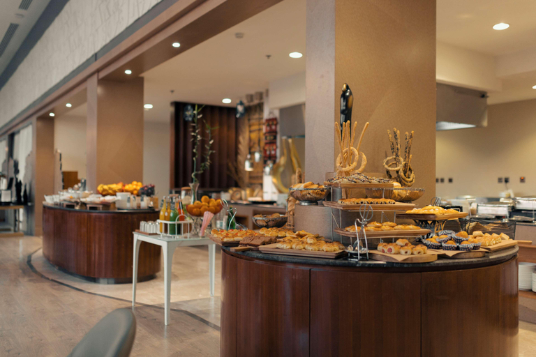Food & Drinks 5, Radisson Blu Hotel, Buraidah