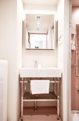 Bathroom 3, intheHood Tsukiji, Chūō