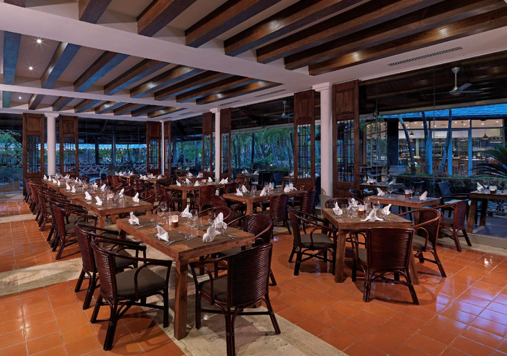 Food & Drinks 4, Paradisus Punta Cana Resort All Inclusive, Salvaleon de Higuey