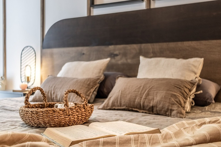 Room 3, Uzer - 2 Bedrooms in Recoletos, Madrid