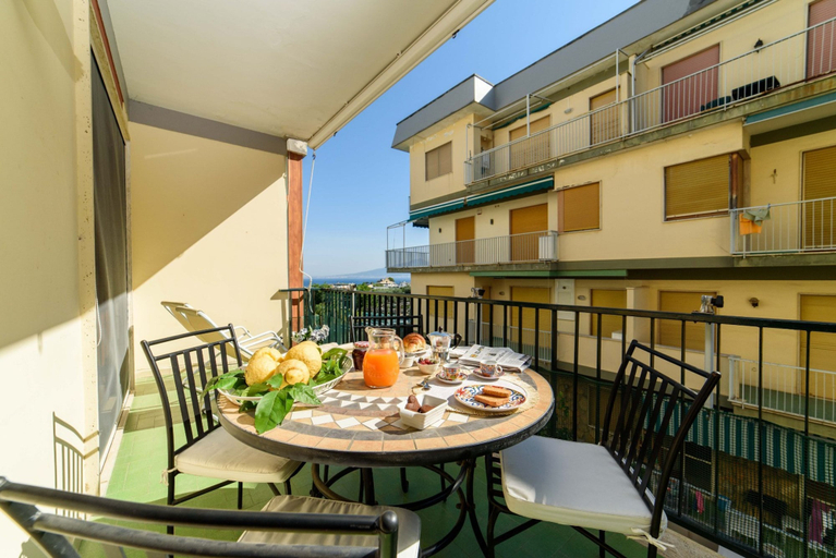 Room 4, Appartamento Sally in Sorrento, Napoli