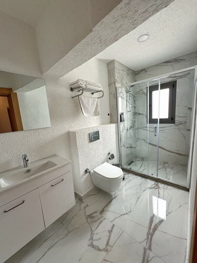 Bathroom 5, Loca Centre, Bodrum