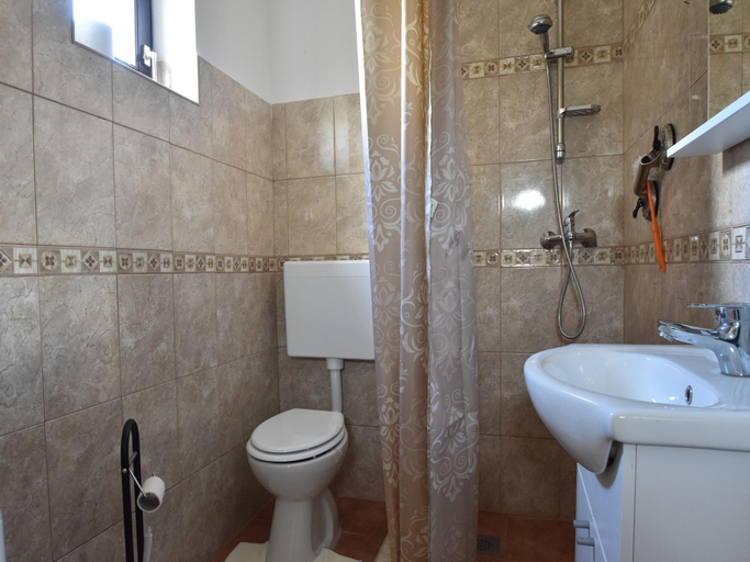 Bathroom 3, Holiday Home in Dalmatia near Krka NP, Skradin
