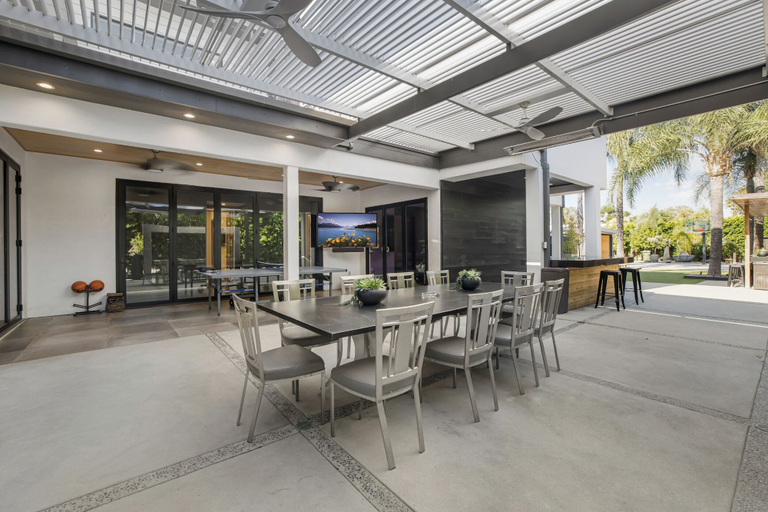 Food & Drinks, Louise Modern - Luxury Smart Estate in Encino w/ Pool, Gym & Spa, Los Angeles